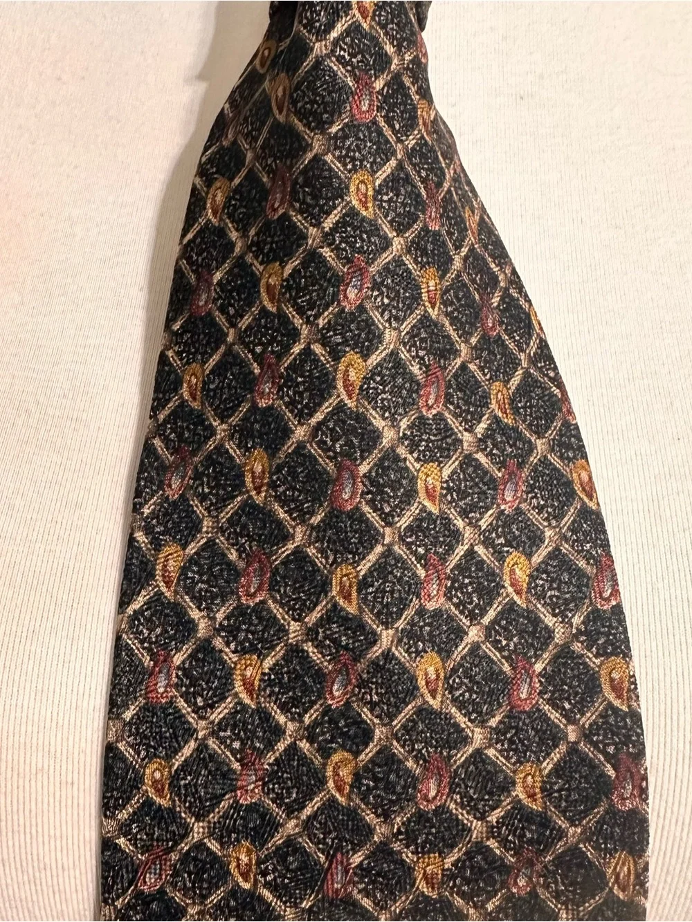 Bugatti Mens Tie Grey & Mauve Paisley Necktie Silk Office Party Wedding
